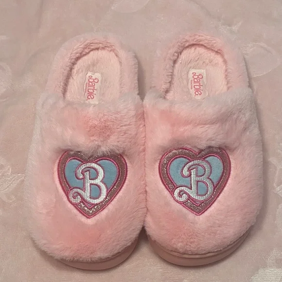Barbie Pink Fuzzy Heart 'B' Slippers - Picture 1 of 3